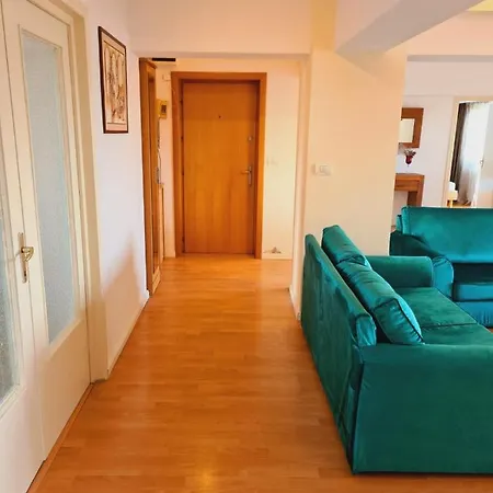 Apartment Old Town With Panoramic View Bucharest